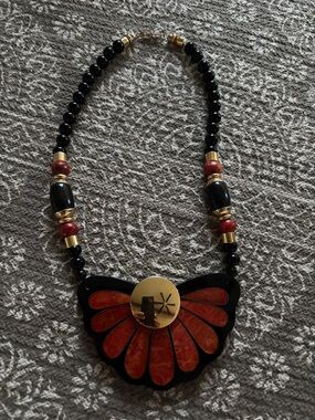 Elegant Black and Red Vintage Statement Necklace - Gold Accent